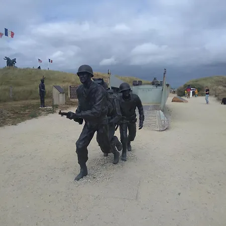 Carentan Les Marais Aux Calme Très Reposant Alloggio in famiglia
